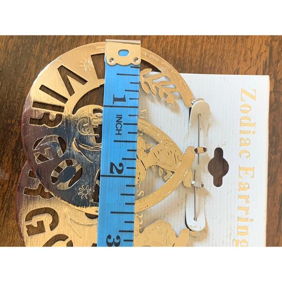 Gold Tone Virgo 2.5" Round Earrings New - Picture 4 of 4